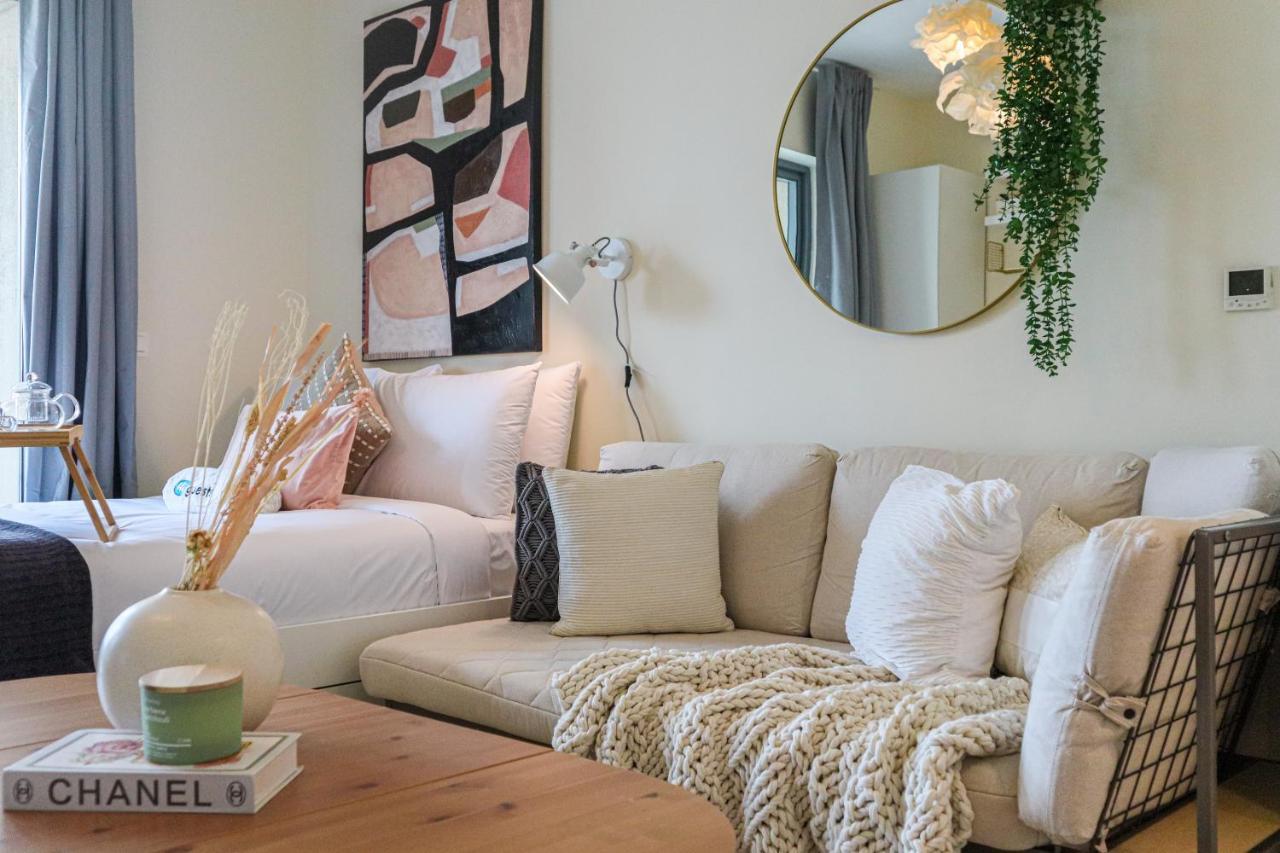 Higuests - Snug Studio With Balcony In The Heart Of Downtown * Dubai