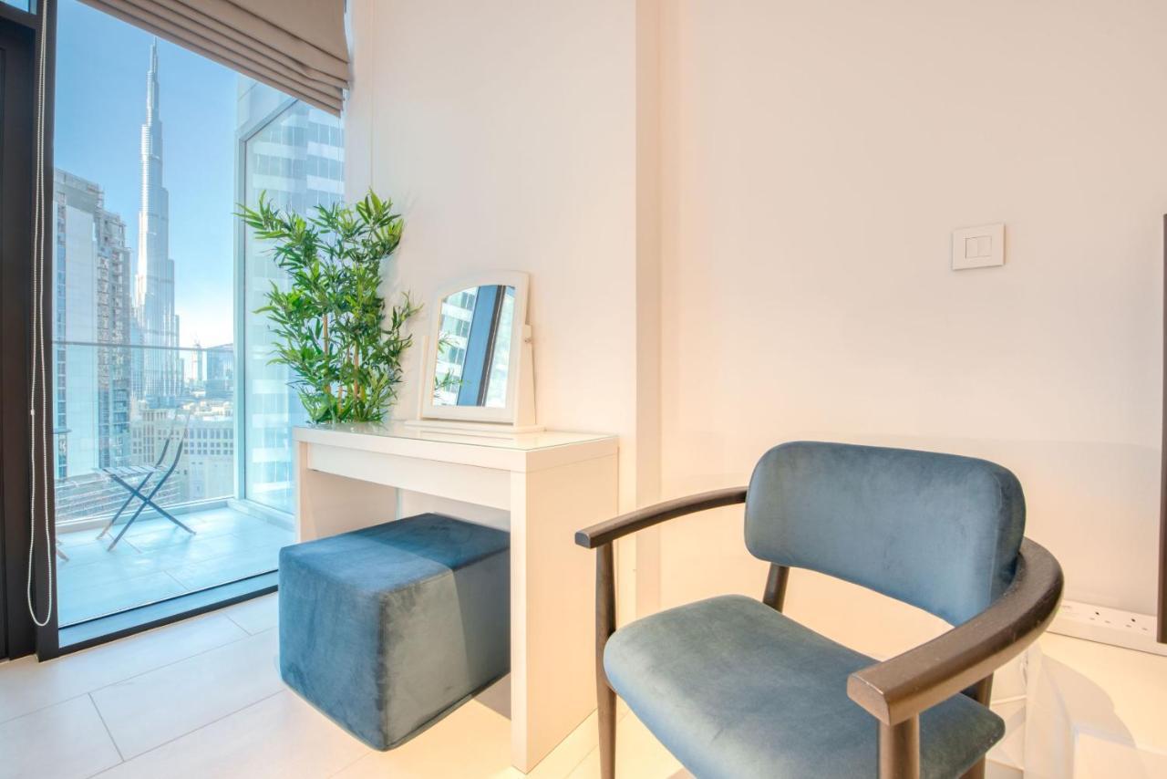 Maison Privee - Luxury, Spacious, Modern Near Burj Khalifa And Canal Apartment Dubai