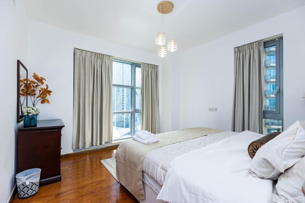 Appartement Luxury 3br In Downtown With Pool, Fitness, Patio *