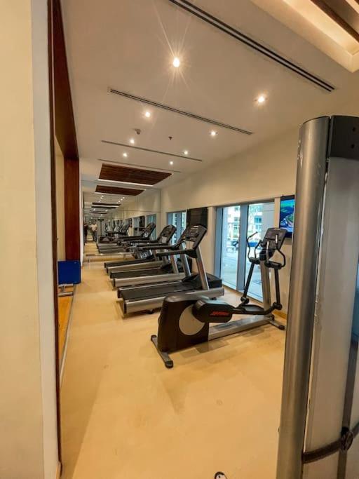 Luxury 3br In Downtown With Pool, Fitness, Patio Appartement *
