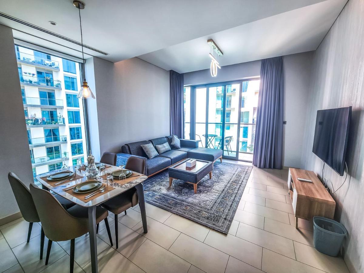 By Latinem Luxury 1br Holiday G6524 Near Burj Khalifa * Dubái