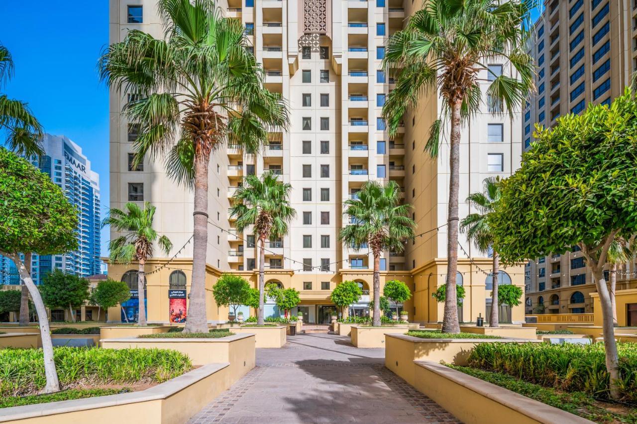 Lovely 2-bed In Jbr - 5 Mins From - Palm View! Dubái
