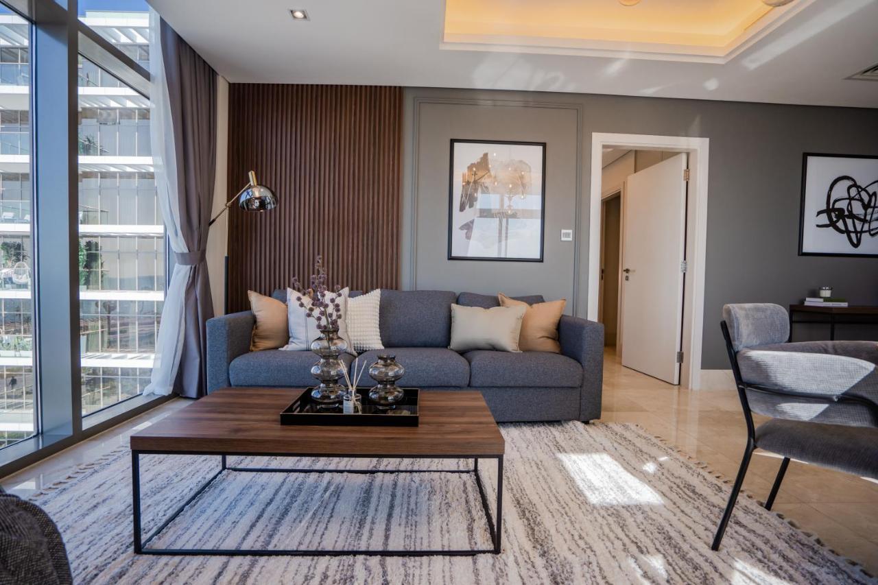 Luxurious Palm Jumeirah With Sea Views * Dubaï