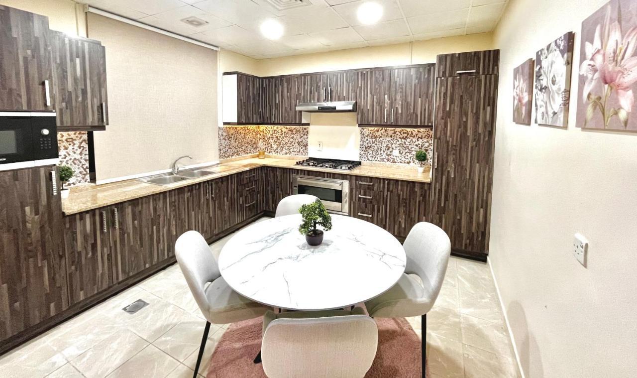 Independent Spacious 3 Bedroom Dubái