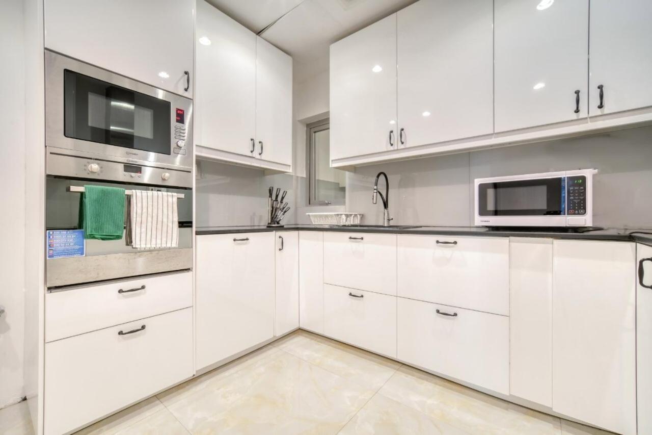 The Marina Penthouse Near Jbr 46th Floor Apartamento Dubái