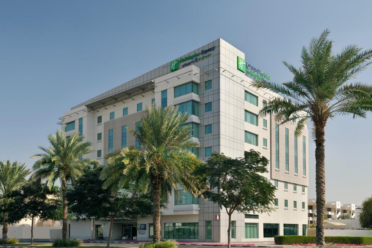 Hotel Express Dubai, Jumeirah By Ihg