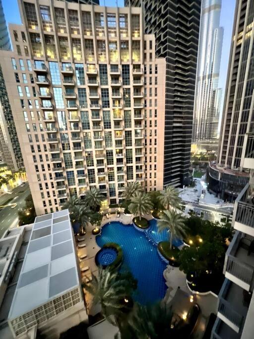 In Downtown Dubai, 3min Walk To Burj Khalifa & Mall Lägenhet *
