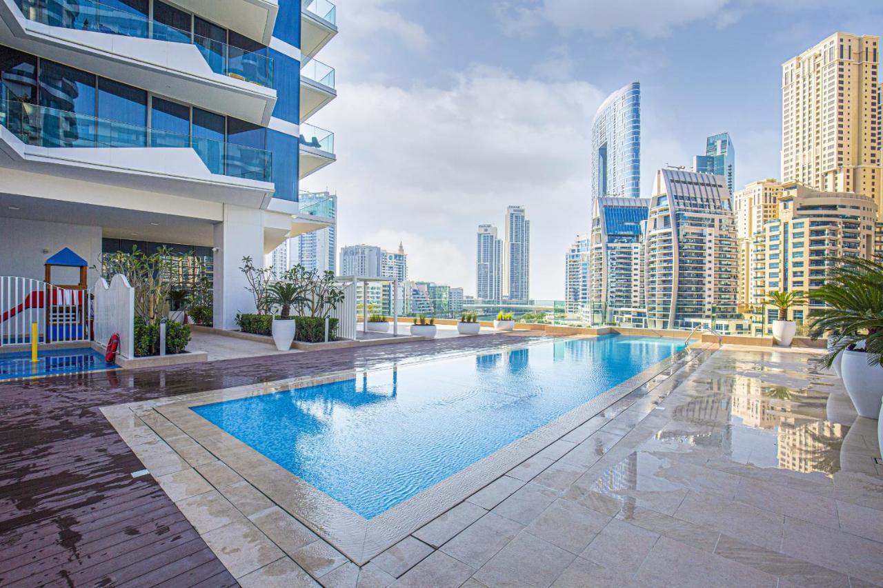 Stunning Views Elegant 5 Star Luxury 1br Marina Apartamento Dubai