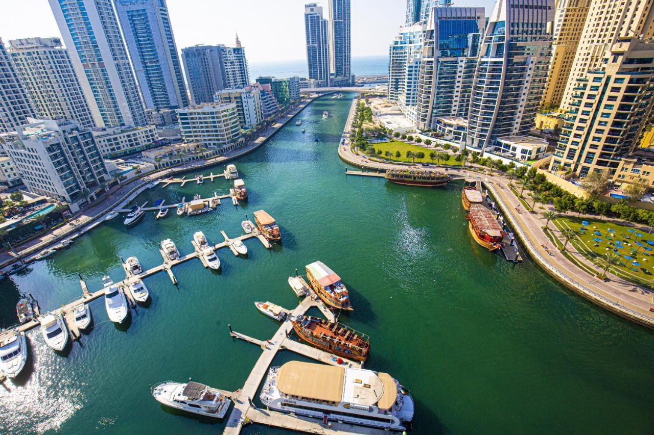 Stunning Views Elegant 5 Star Luxury 1br Marina Apartamento Dubai