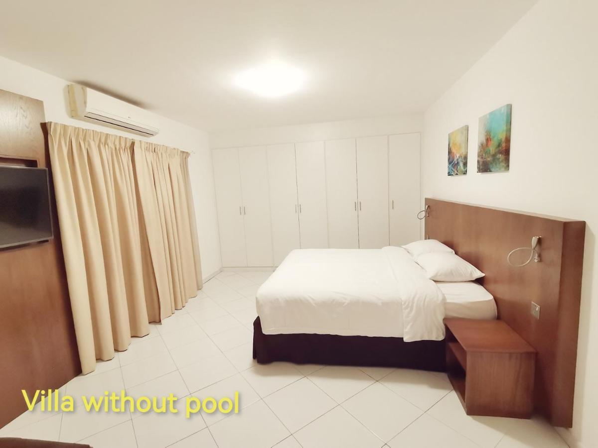 J5 Four Bedroom In Al Wasl Villa Dubai