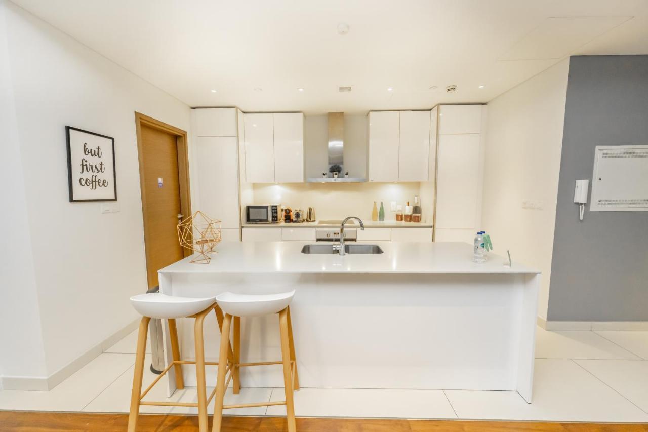 Fam Living Walk - Opposite Walk Mall - 2a Apartamento