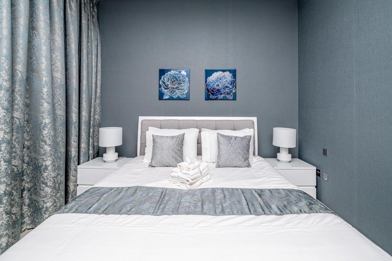 Alh Vacay - Damac Hills 2 Centaury 3br * Dubai