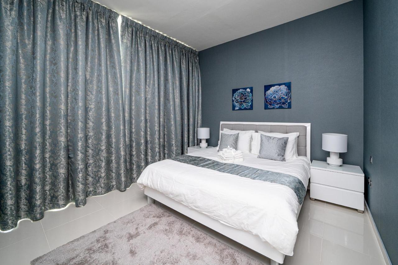 Alh Vacay - Damac Hills 2 Centaury 3br Villa *