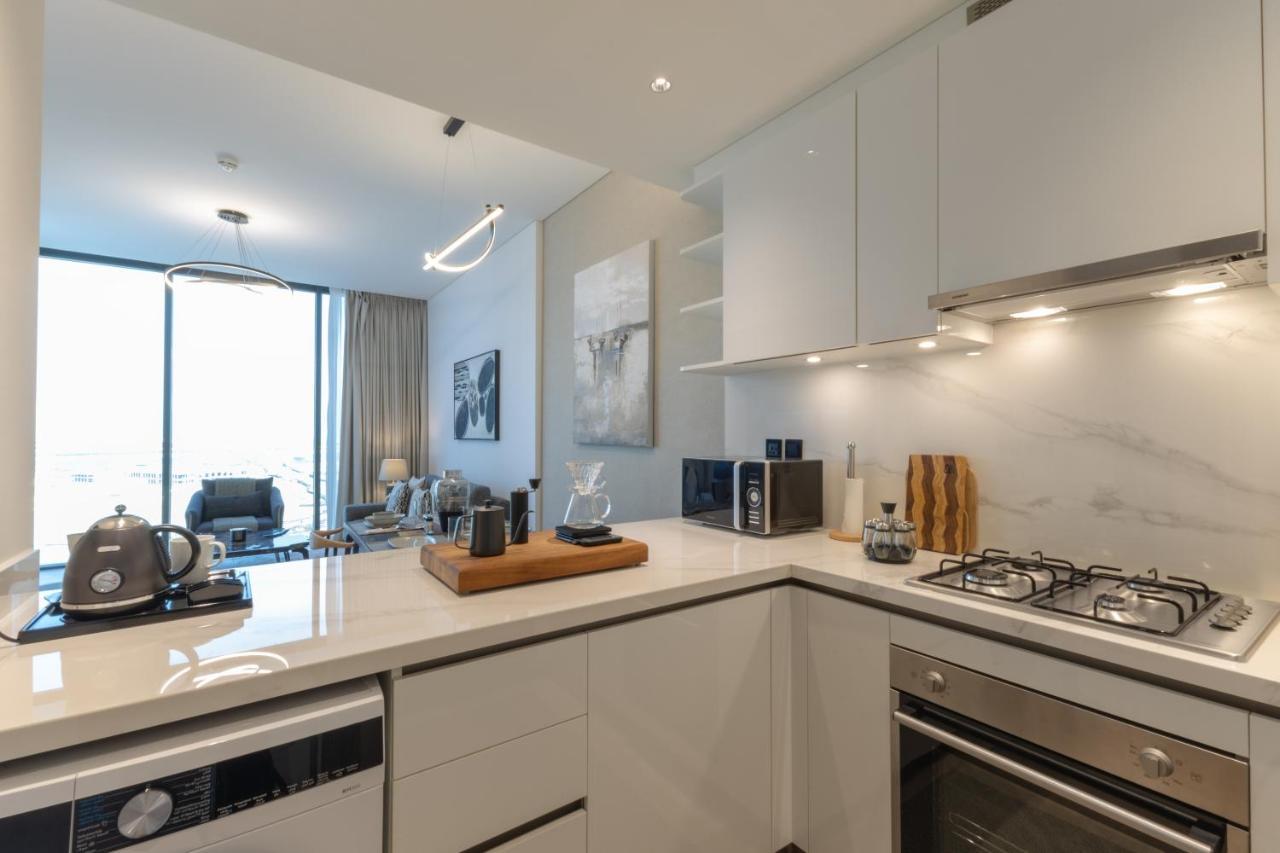 Apartemen Full Moon Of One Park Avenue