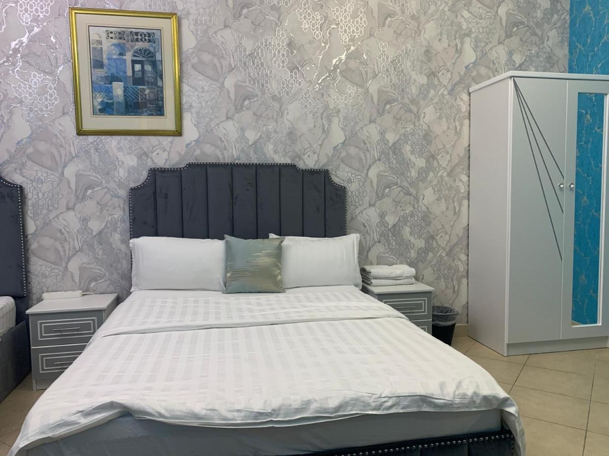 Jin Jie Gazde/Camere de închiriat