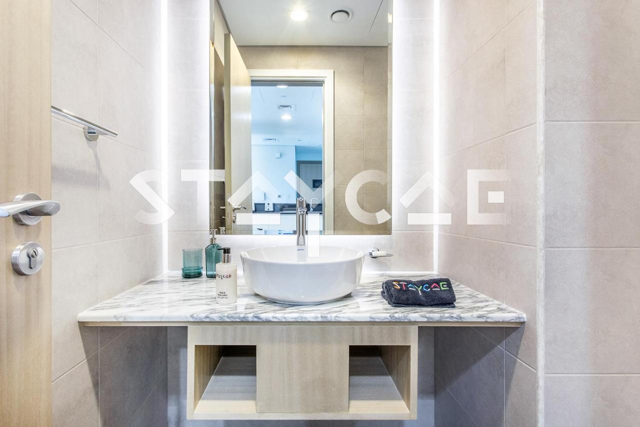 Staycae Homes - Paramount Midtown Appartement Dubaï