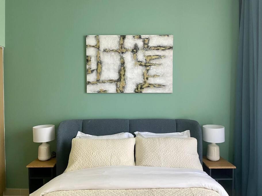 Dar Vacation-stylish & Cozy 1br Apt In Creek Harbour Apartment *