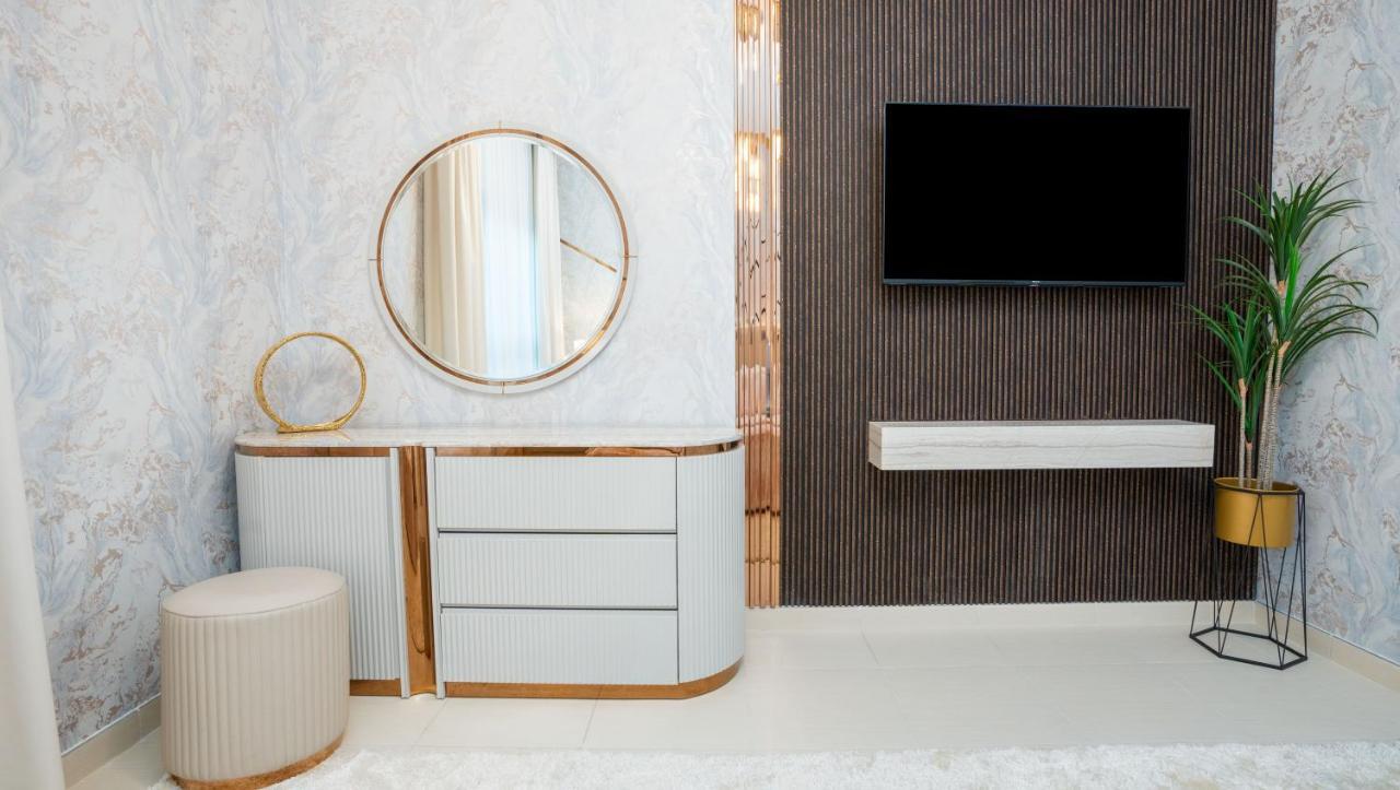 Feriehus Exclusive Retreat Globalstay's New 3br Townhouse With Private Pool