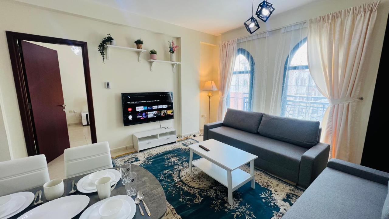 Lejlighed Newly Furnished Cozy One Bed 2 Bathroom View Dubai