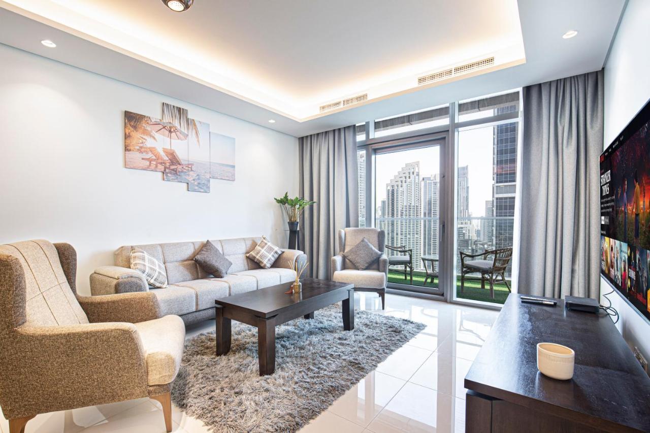 Lejlighed Downtown's Highest Pool & Full 5-star Luxury With Gym, And Restaurants Dubai