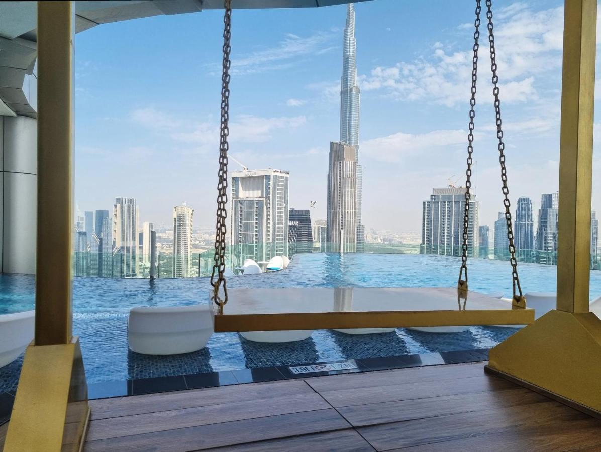 Downtown's Highest Pool & Full 5-star Luxury With Gym, And Restaurants Lejlighed Dubai