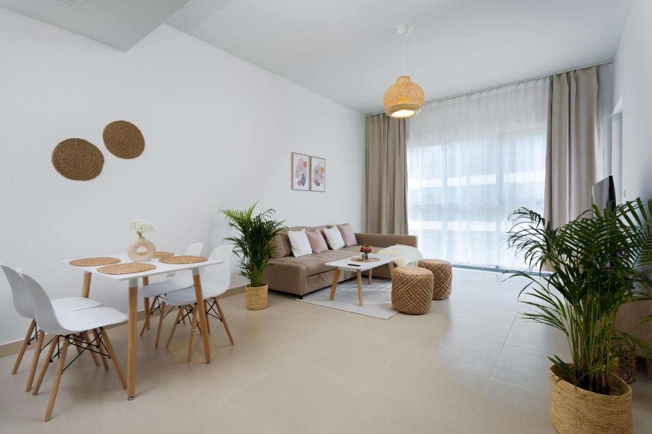 Apartamento Waves - Chic With Skyline Views *