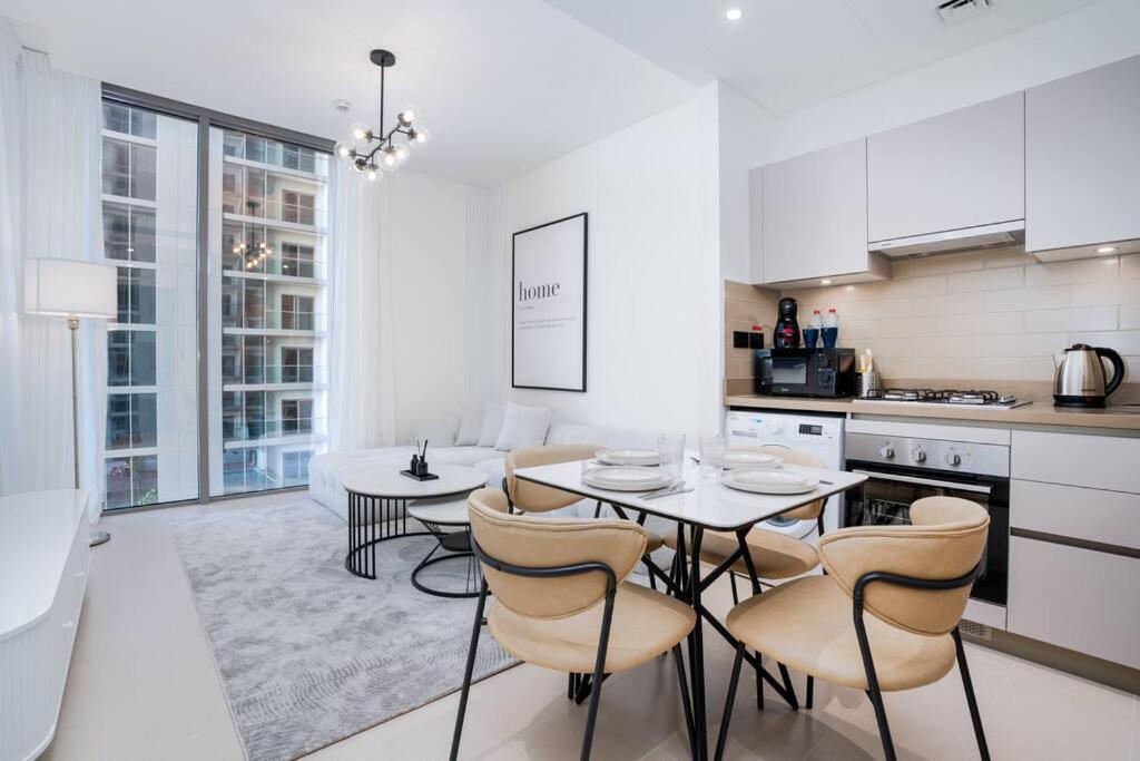 Appartement Luxury 1bdr In Sobha Creek Vistas Reserve Dubaï