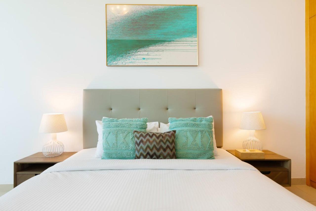 Exquisite Dubai's Urban Living In The Centre Apartamento
