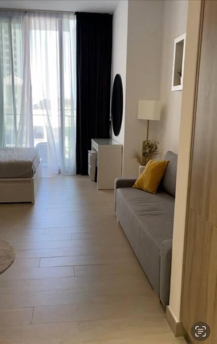 Apartamento Marina, Ferienwohnung, Studio, Liv Dubái