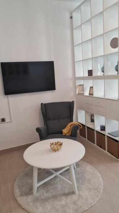 Marina, Ferienwohnung, Studio, Liv Apartamento *