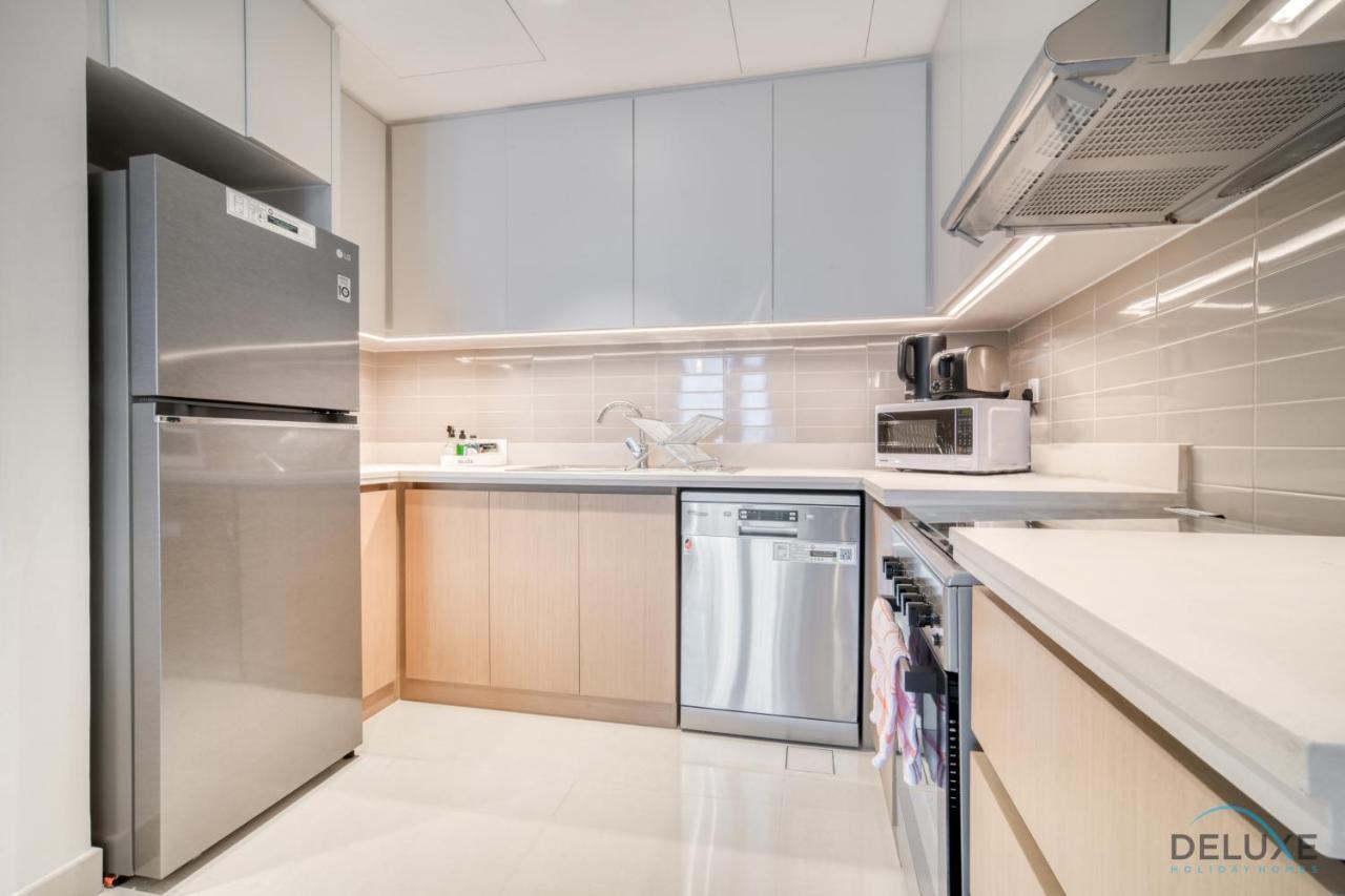 Lägenhet Elegant 1br At Harbour Views Tower 1 By Deluxe Homes Dubai