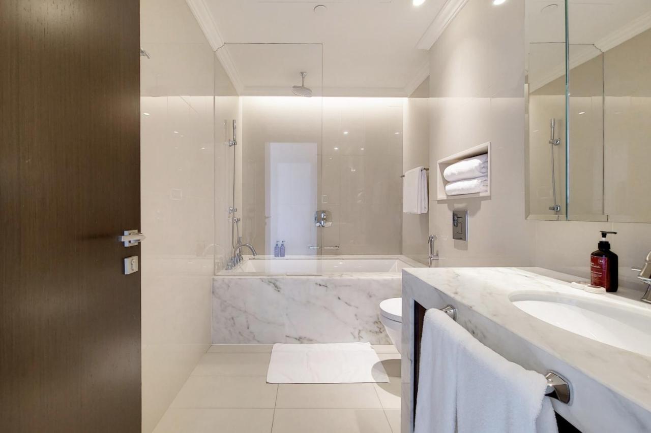 2 Bed Address Fountain View Downtown Appartement