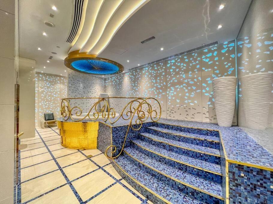 Damac Heights Tower Apartment. Podium Level - Fendi Design. Apartamento Dubái