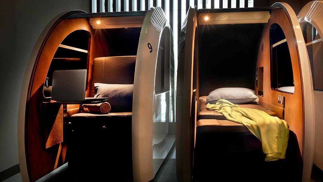 Sleep 'n Fly Sleep Lounge, A-gates Terminal 3 - Transit Only Hotel cápsula *