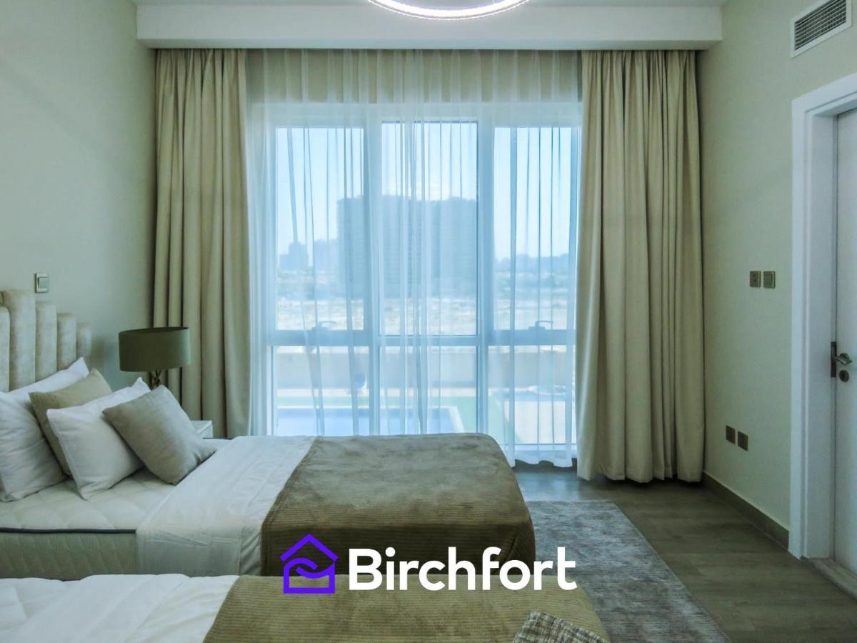 Birchfort - Newly Renovated Huge 2 Bedroom Dubai