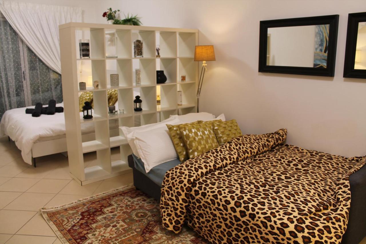 Spacious In Marina Close To Metro And Dubai