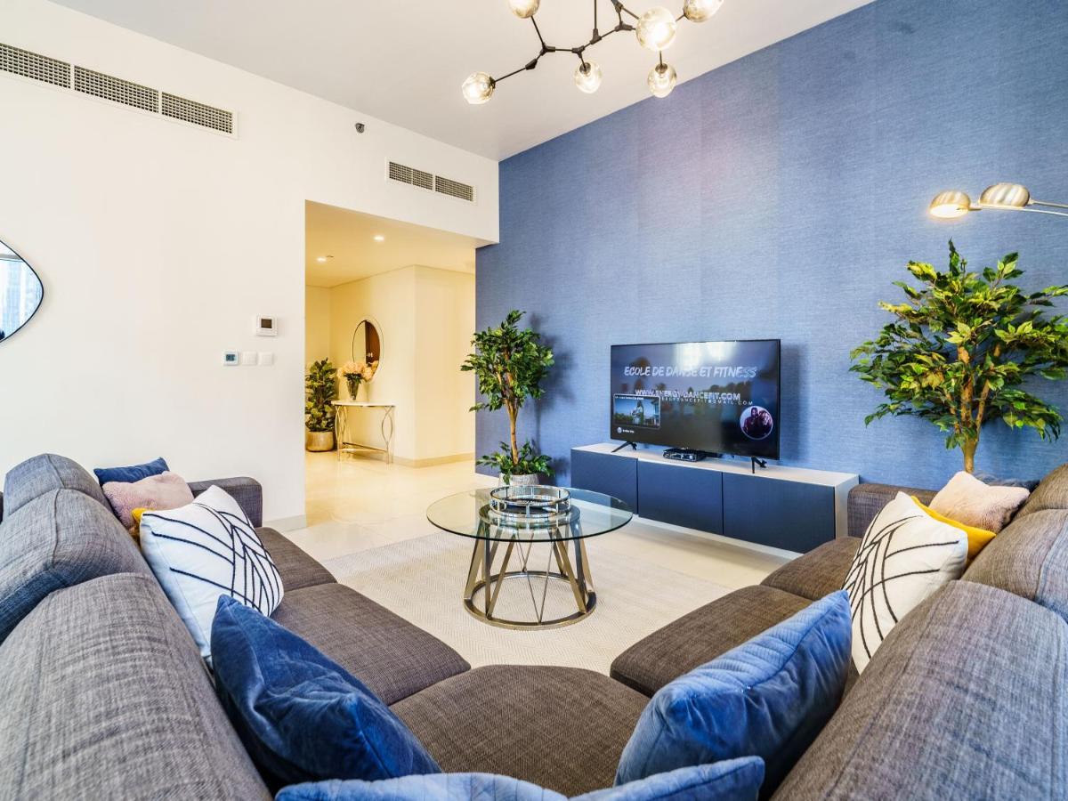 Classy 2br In Boulevard Crescent - Downtown Apartment
