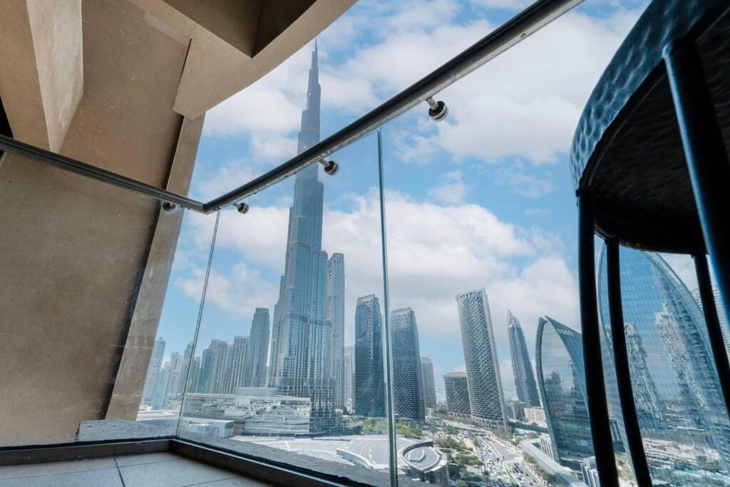 Apartment Classy At The Address Mall Dubai