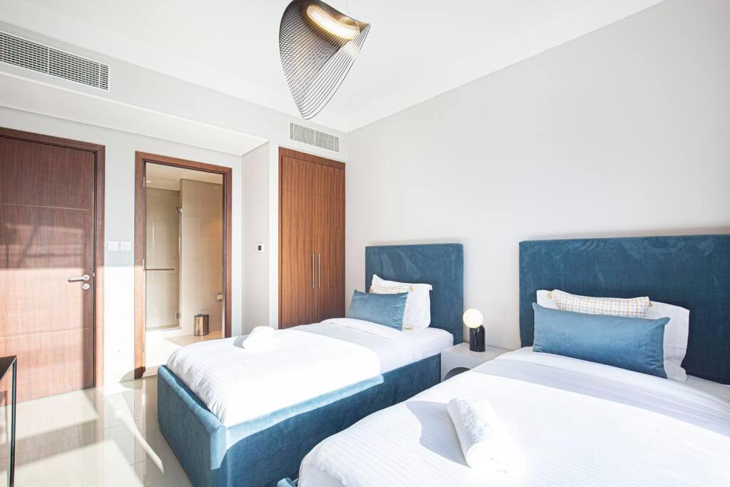 Magnificent Brand New Lux 3br With Burj/ Fnt View Apartment *