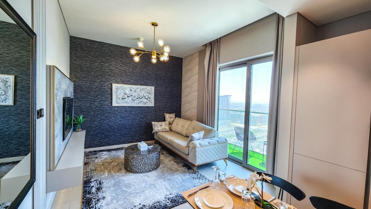 Apartemen By Latinem Luxury 1br Cvr A2810 Near Burj Khalifa