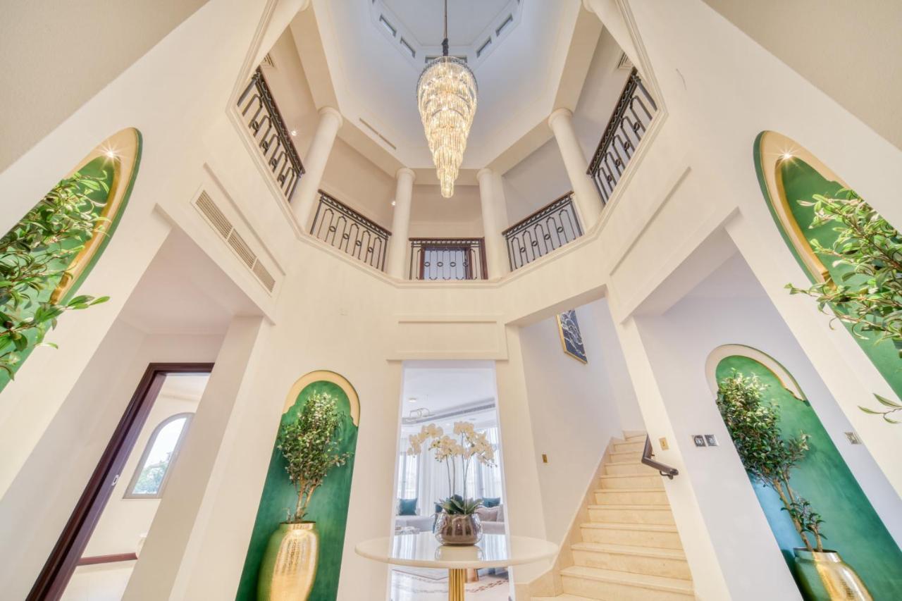 Frond E Villa, Palm Jumeirah - Mint * Dubái