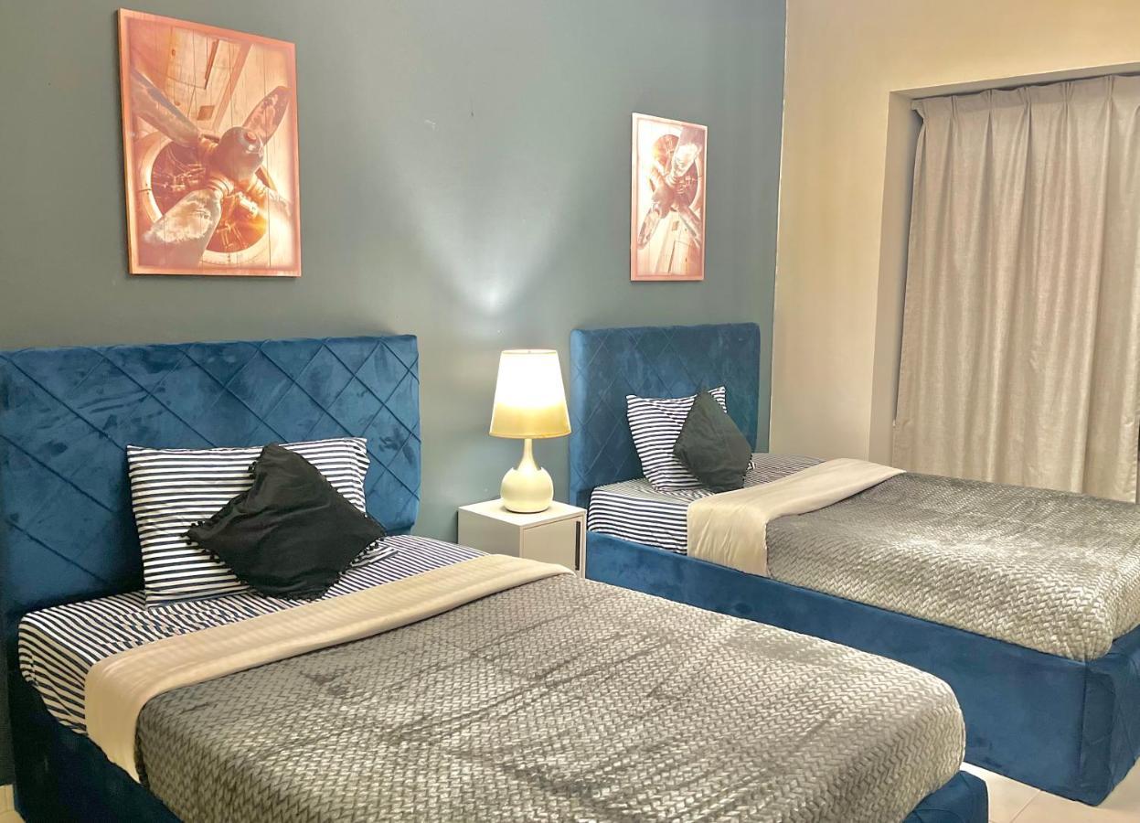 Chic 3 Bedroom Apartamento Dubái