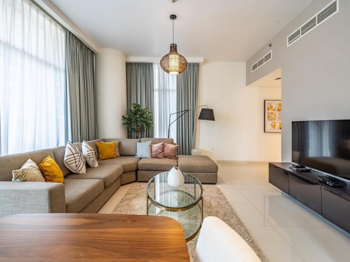 Charming 2br In Boulevard Crescent - Downtown Apartamento Dubái