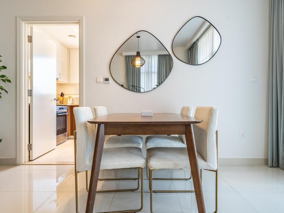 Charming 2br In Boulevard Crescent - Downtown Apartamento Dubái