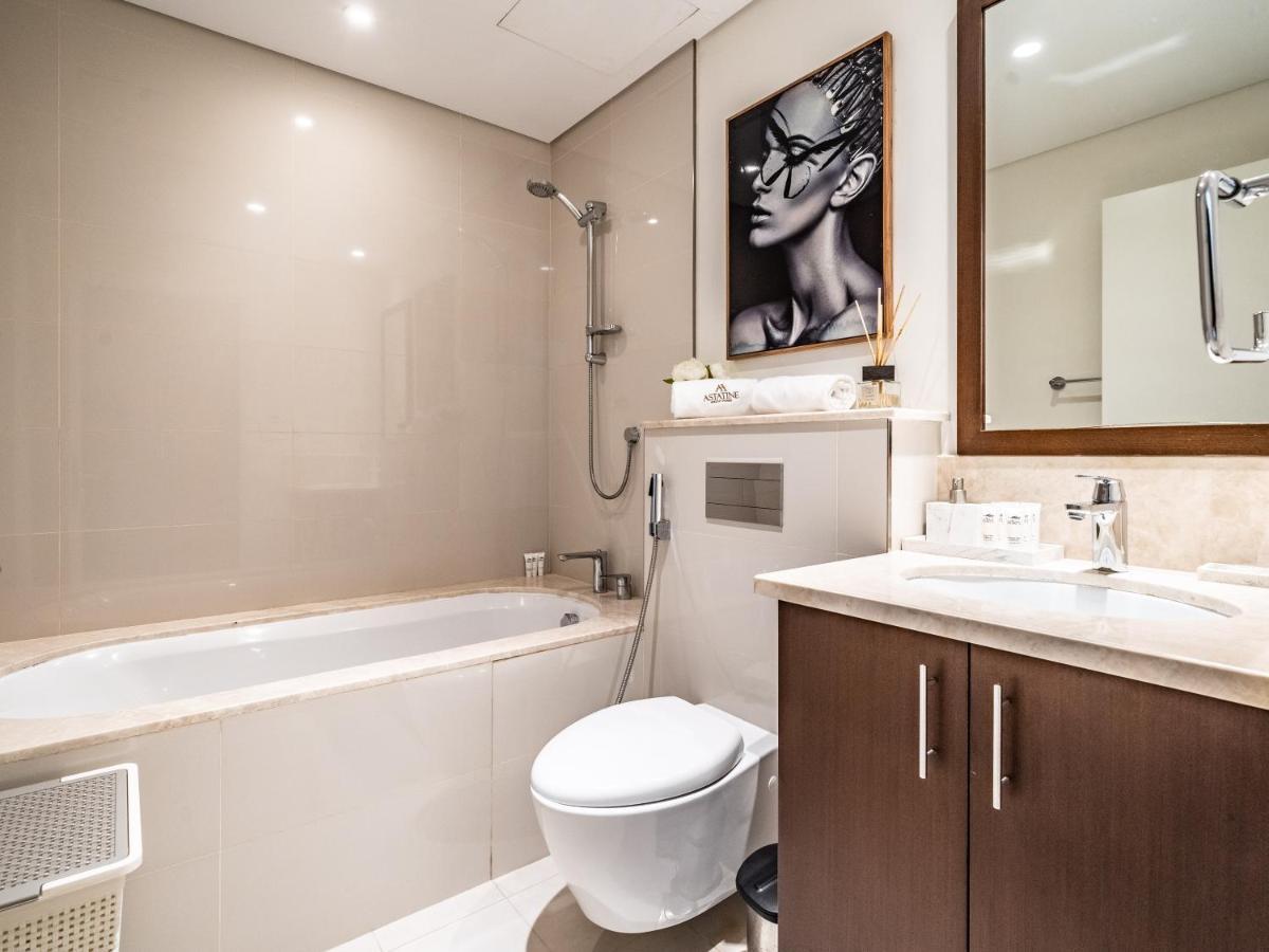 Charming 2br In Boulevard Crescent - Downtown Apartamento Dubái