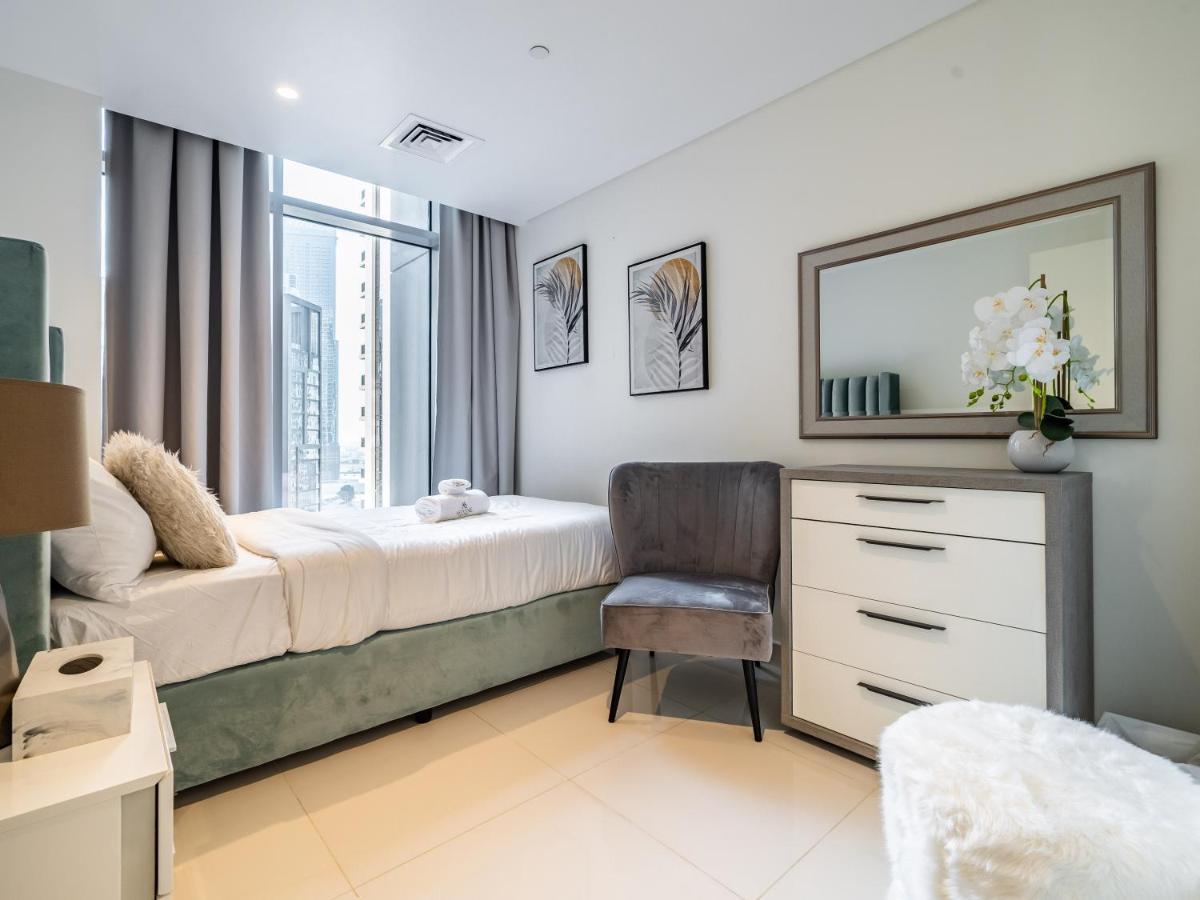 Charming 2br In Boulevard Crescent - Downtown Dubái
