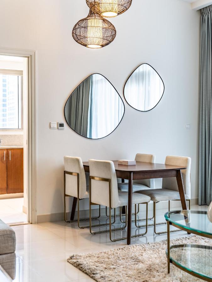 Charming 2br In Boulevard Crescent - Downtown Apartamento Dubái