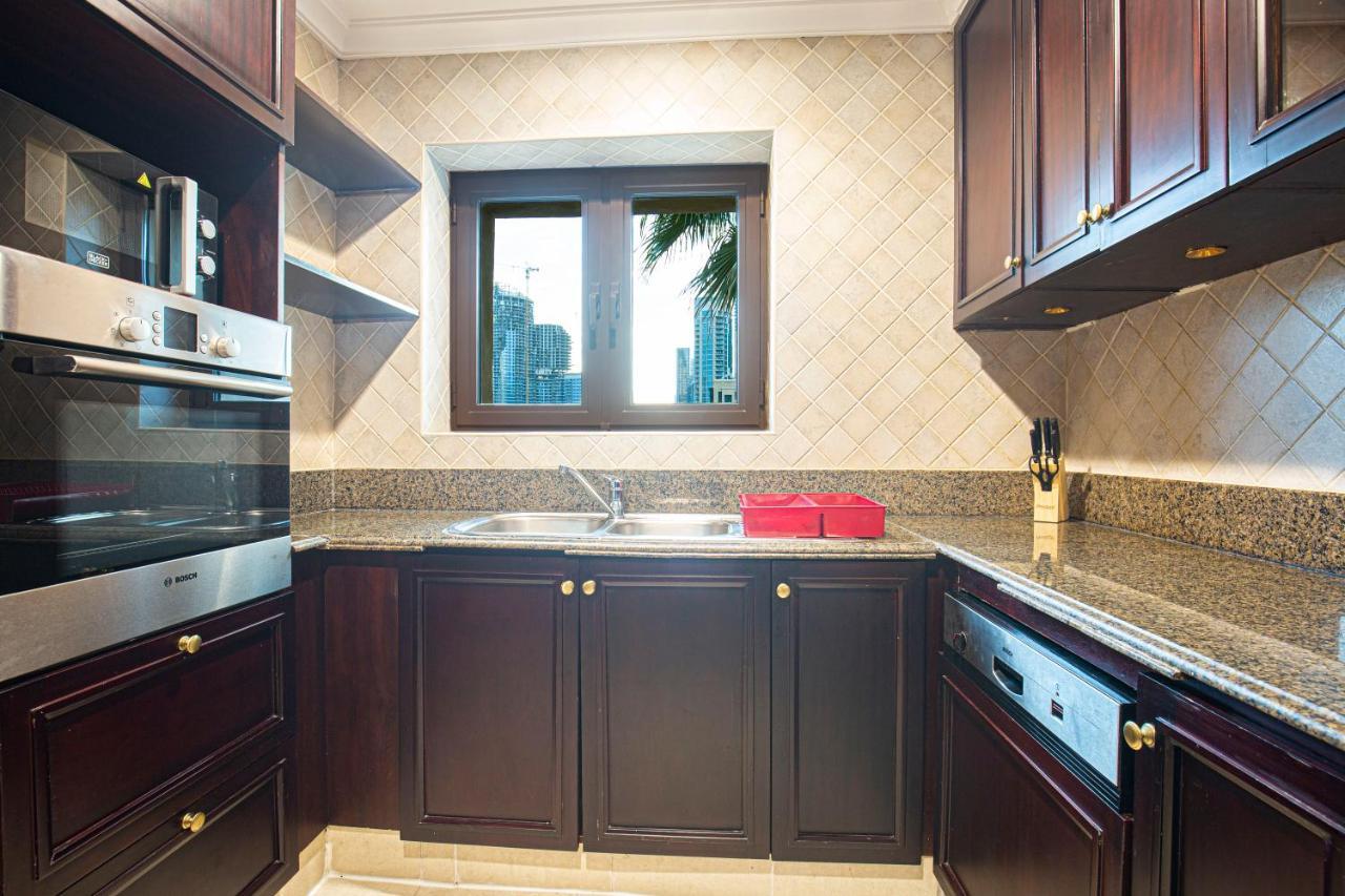 Luxurious 1 Bed -connected To Mall Appartement
