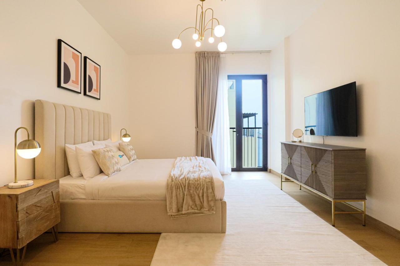 Higuests - Wake Up Facing The Sea In Luxury Retreat *