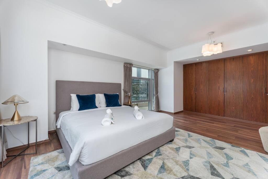 Apartamento Majestic Duplex With Burj Khalifa View In Downtown Dubái